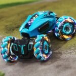 ⁦سيارة منقلبة مع حساس تحكم بالإيماءات و جهاز تحكم عن بعد مع إضاءة وموسيقى ورش : Voiture cascadeuse avec capteur de gestes et télécommande avec lumières, musique et pulvérisation 2277-2B⁩ - الصورة ⁦7⁩