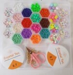 مجموعة خرز الطين وبذور الزجاج مع أدوات لصنع المجوهرات للأطفال 24 فتحة : Ensemble de pendentifs pour la fabrication de bijoux enfant 24 grilles RF-017